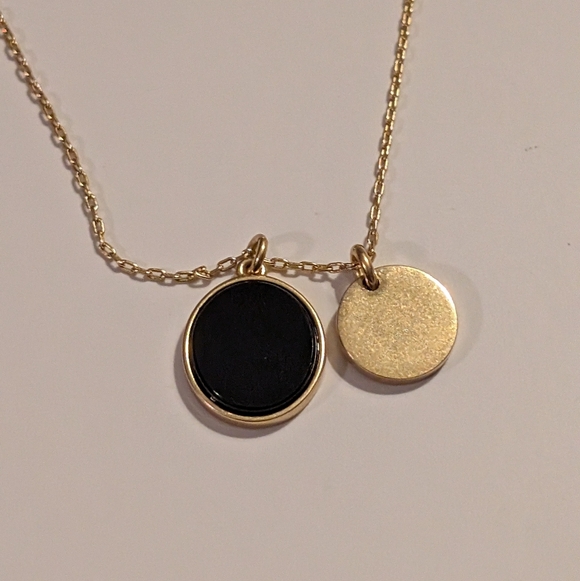 Madewell Elegant Gold and Black Pendant Necklace - Picture 5 of 7